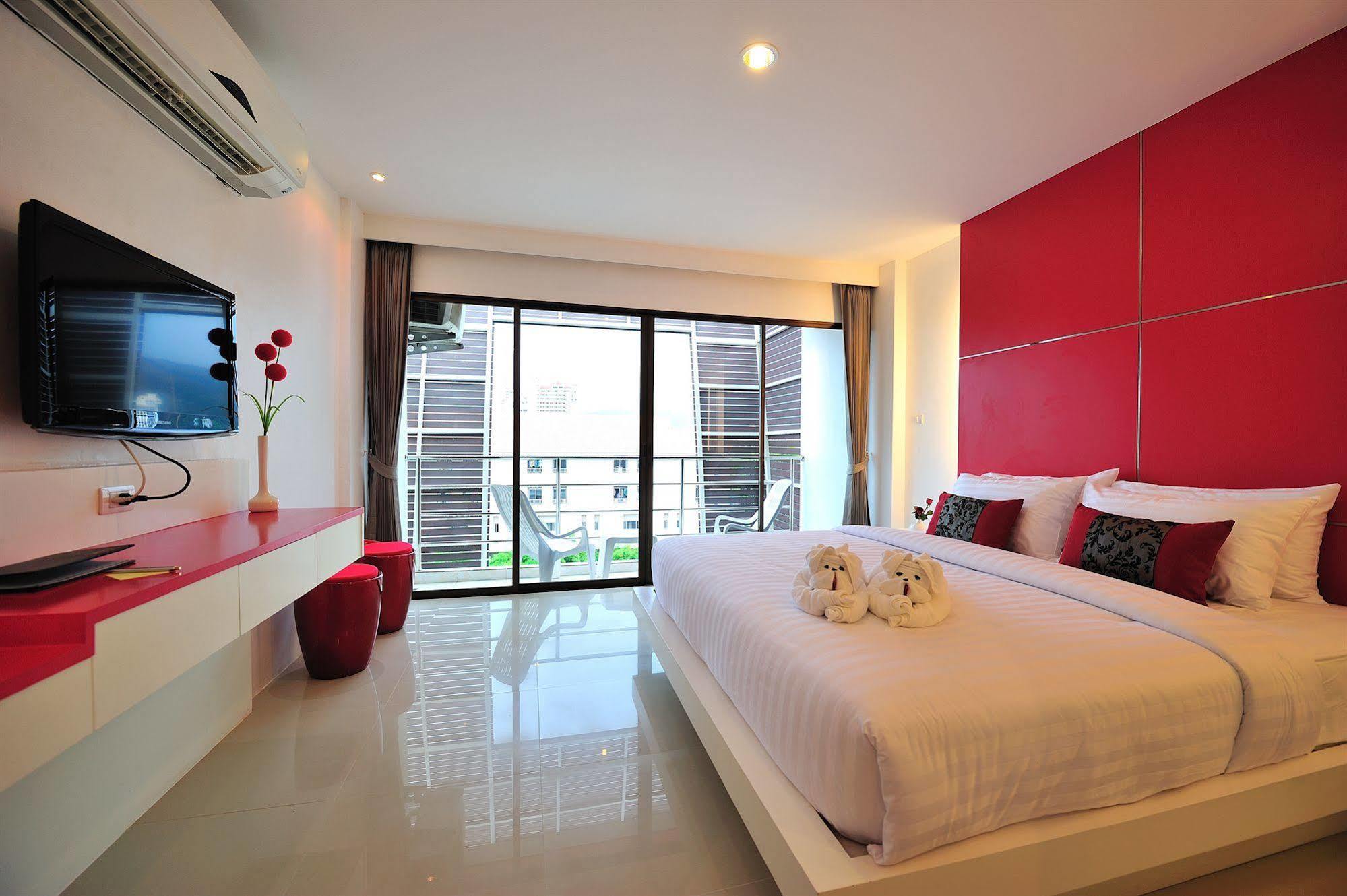 Alfresco Phuket Hotel Patong Extérieur photo