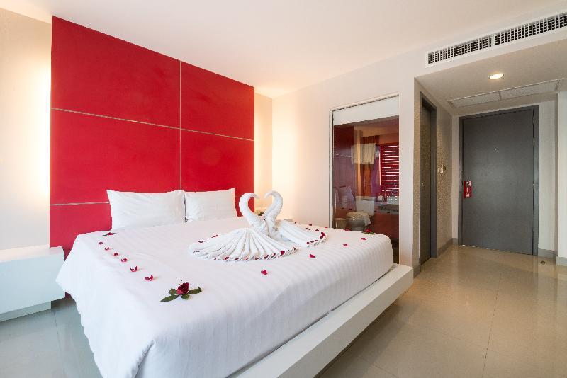 Alfresco Phuket Hotel Patong Extérieur photo